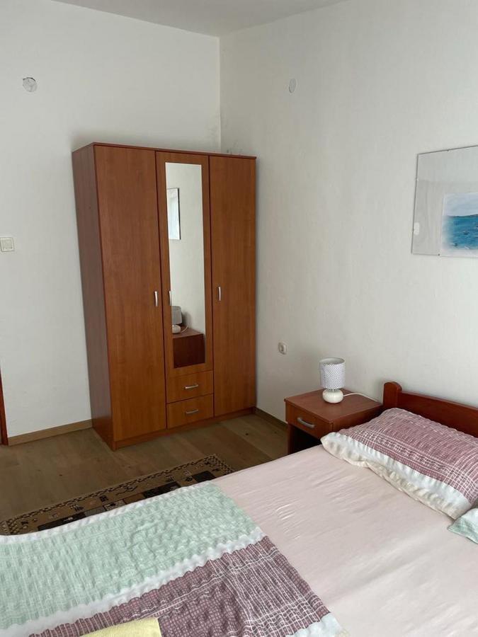 Apartment E&M Паг Экстерьер фото
